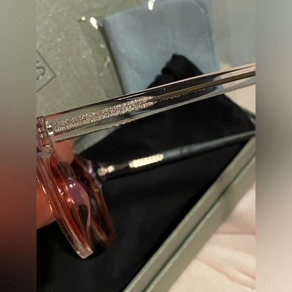 BRAND NEW YESGLASSES SUNGLASSES WITH CLEAR FRAMES AND PINK NO RX LENSES - Picture 7 of 11